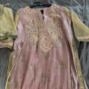 Ritu Kumar Pink and Gold tissue Embroidered Kurta, pants and dupatta sz L
